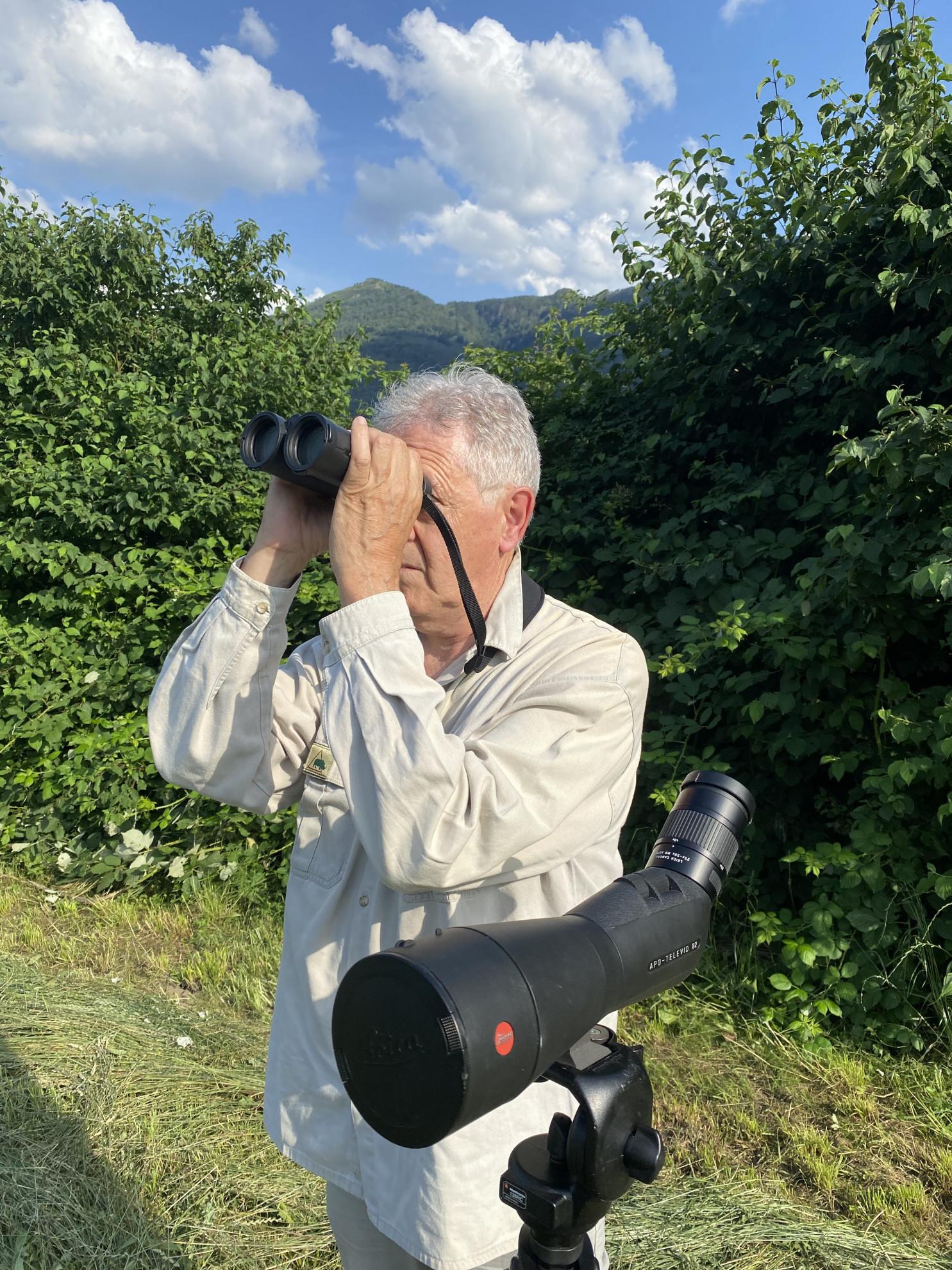 INJIE Optics High-Performance Binoculars | A New Era of Clear Observation